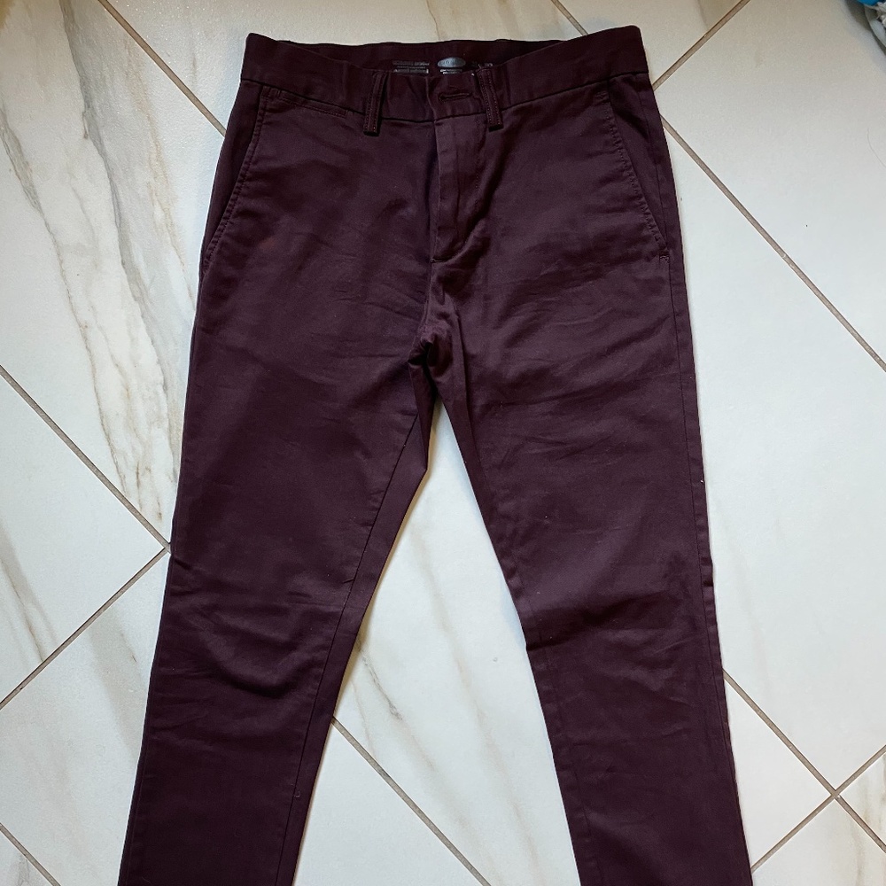 Mens Old Navy Skinny Chinos - Burgundy - Like New